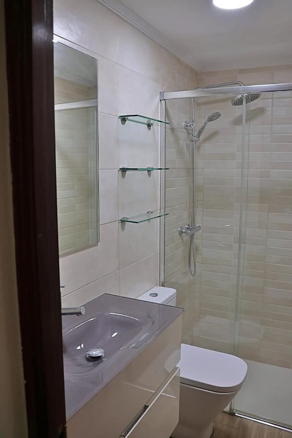 La Marina Appartement Gijón Buitenkant foto